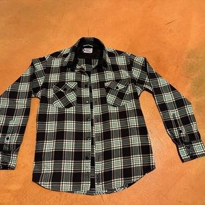 Ezekiel Men’s Flannel Shirt Size Medium